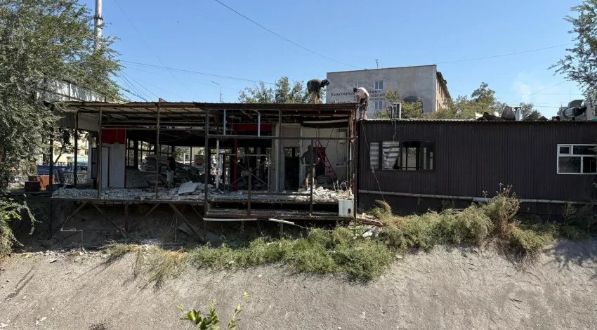 В Бишкеке начался демонтаж павильонов у реки Аламедин