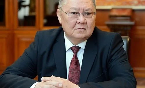 Собственные здания посольств как символ уверенности Кыргызстана в завтрашнем дне – Токон Мамытов