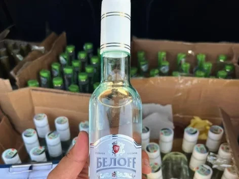 В селе Маловодное сотрудники ГНС выявили склад по незаконному производству водки