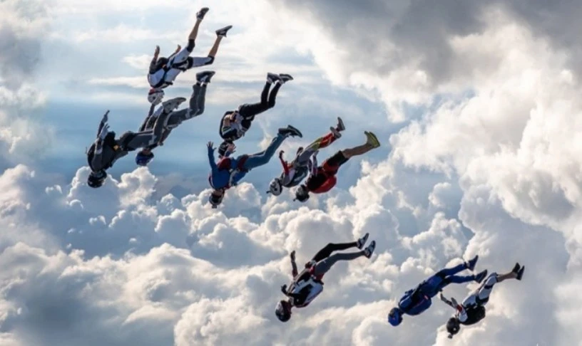 Кыргызстанцы завоевали бронзу на Кубке мира по парашютному спорту