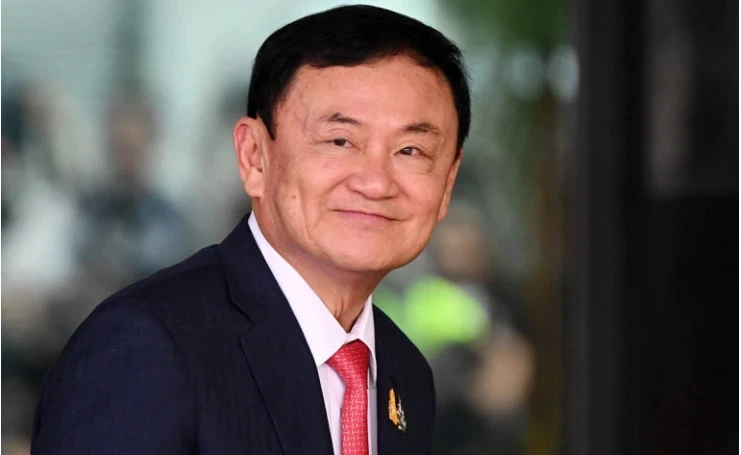 Экс-премьера Таиланда Таксина Чинавата приговорили к году тюрьмы