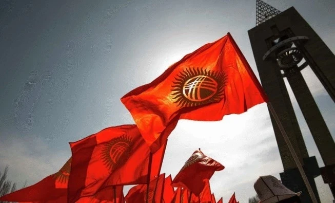 Доверие к власти в Кыргызстане достигло рекордного уровня