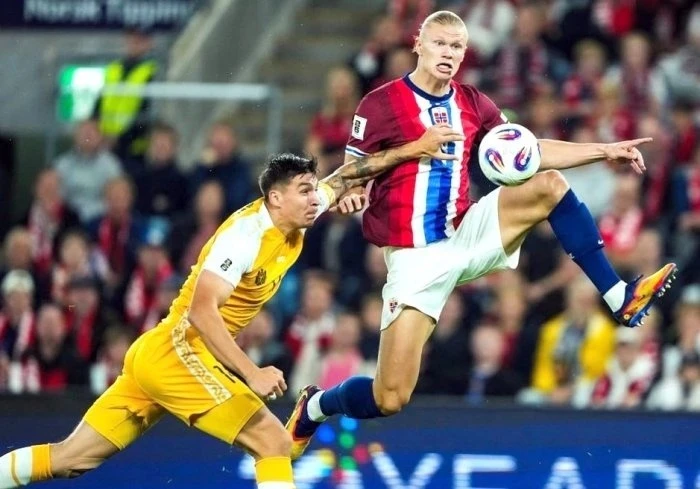 Холанд забил пять голов и установил рекорд XXI века