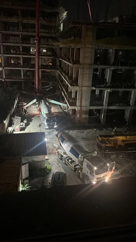 Горожанка пожаловалась на шум от ночной стройки. В компании объяснили причину и извинились