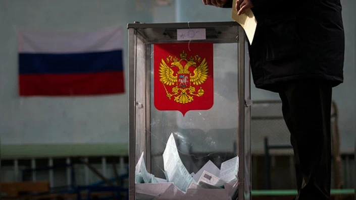 На выборах глав 19 регионов России победили действующие губернаторы