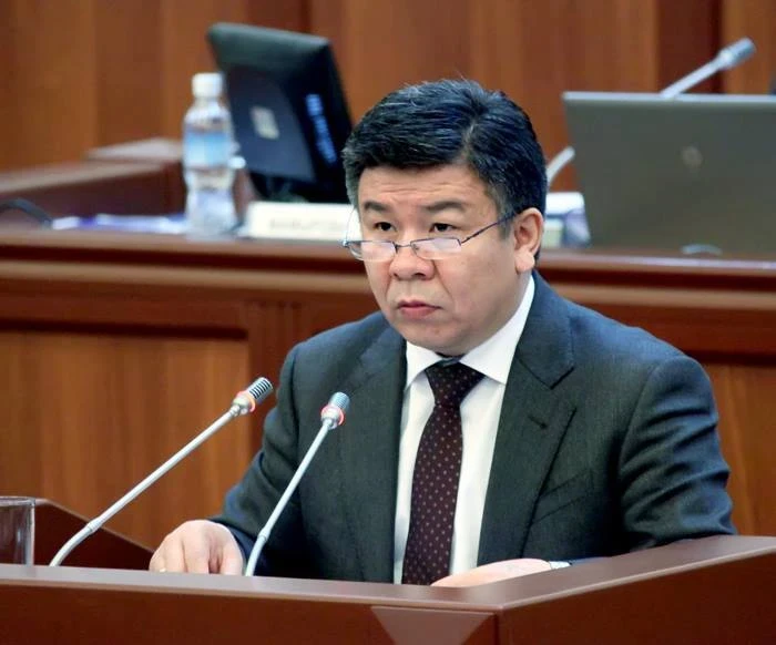 Алмамбет Шыкмаматов рассказал, почему надо усилить контроль за сахаросодержащими напитками