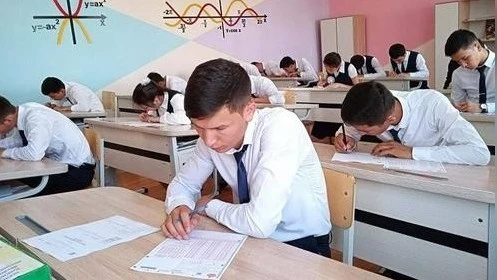В Узбекистане с нового учебного года выпускники 9-х и 11-х классов будут сдавать ЕГЭ