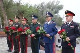 В Бишкеке почтили память погибших в приграничных столкновениях
