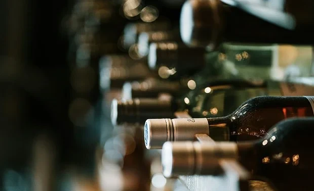 В мире стали пить меньше вина