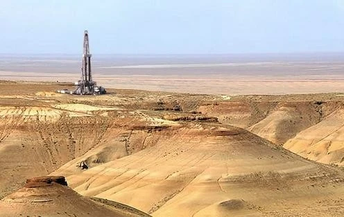 Впервые в Узбекистане геологи обнаружили газовое месторождение на глубине 6500 метров
