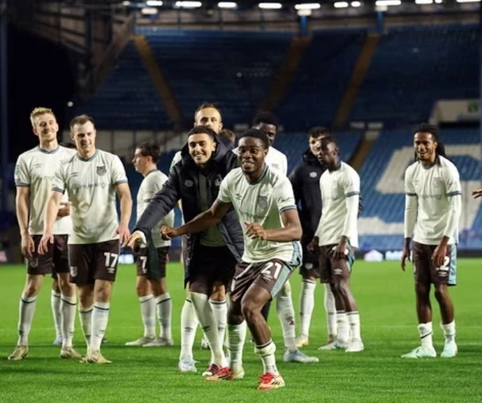 "Гримсби" впервые за 24 года вышел в четвертый раунд Кубка Карабао