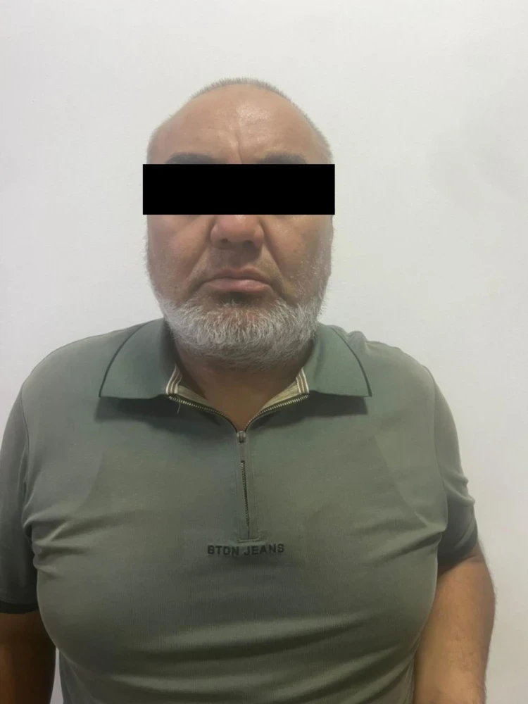 На стройке троих человек задавило бетонными конструкциями