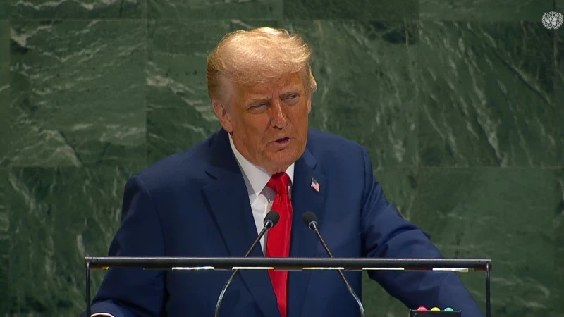 Трамп назвал вещи, которые получил от ООН: неработающие телесуфлер и эскалатор