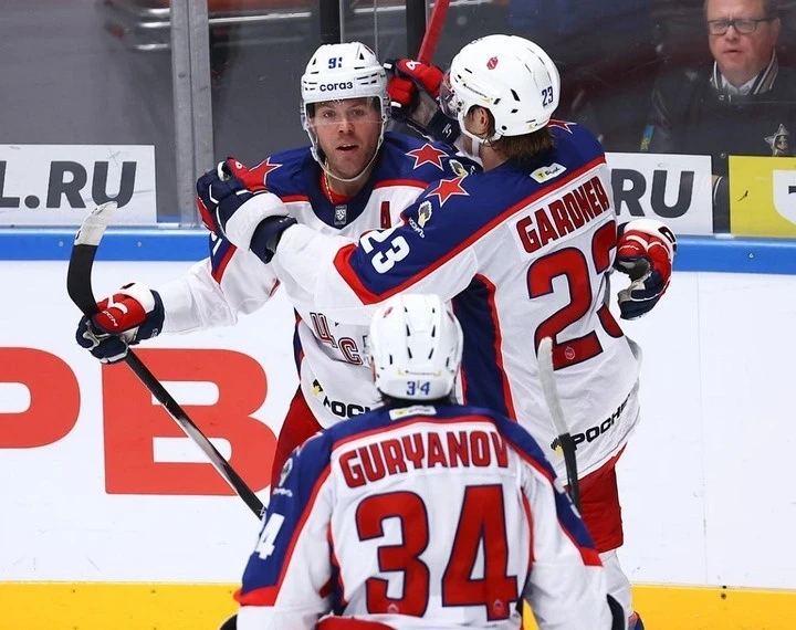 ЦСКА и "Спартак" впечатляют на старте сезона КХЛ