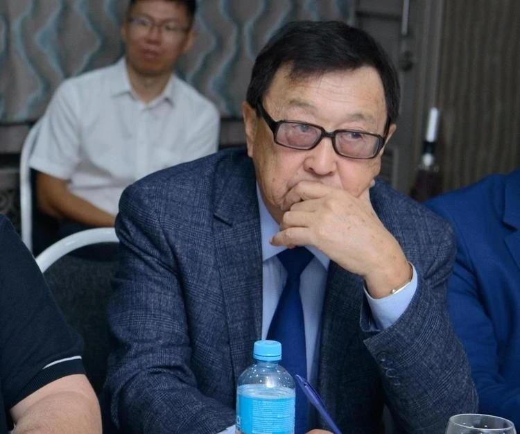 "Когда в Кыргызстан приехала правнучка Ротшильда – это был сигнал"