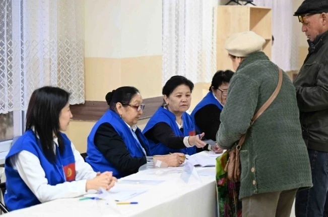 ЦИК КР предлагает вернуть учителей к работе на выборах