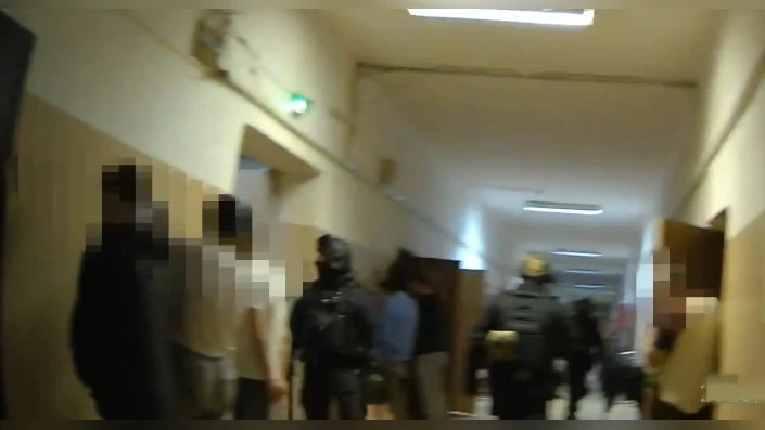 В Москве в ходе рейда по хостелам задержали более 70 мигрантов