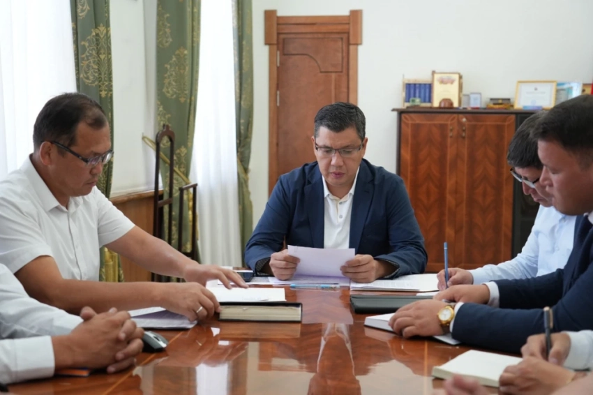 Операторам электросамокатов и скутеров напомнили о правилах их размещения в Бишкеке