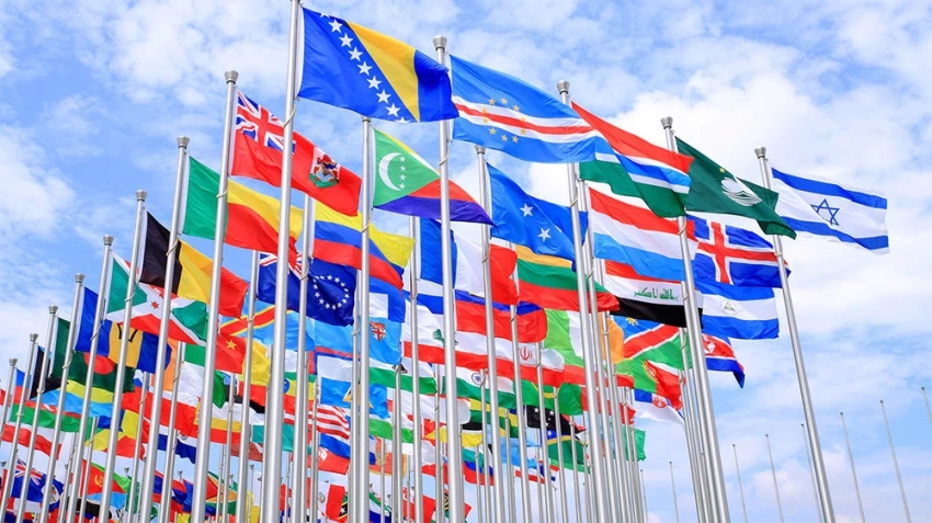 ШОС, БРИКС и G7. Какая организация лидирует по количеству населения и ВВП?