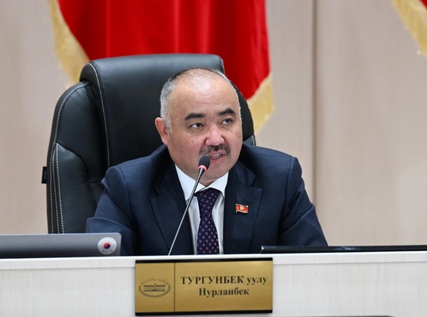 Спикер ЖК призвал чиновников не заниматься пустым самопиаром