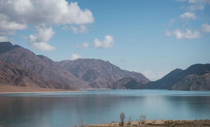 На Орто-Токойском водохранилище задержаны браконьеры с синтетическими сетями