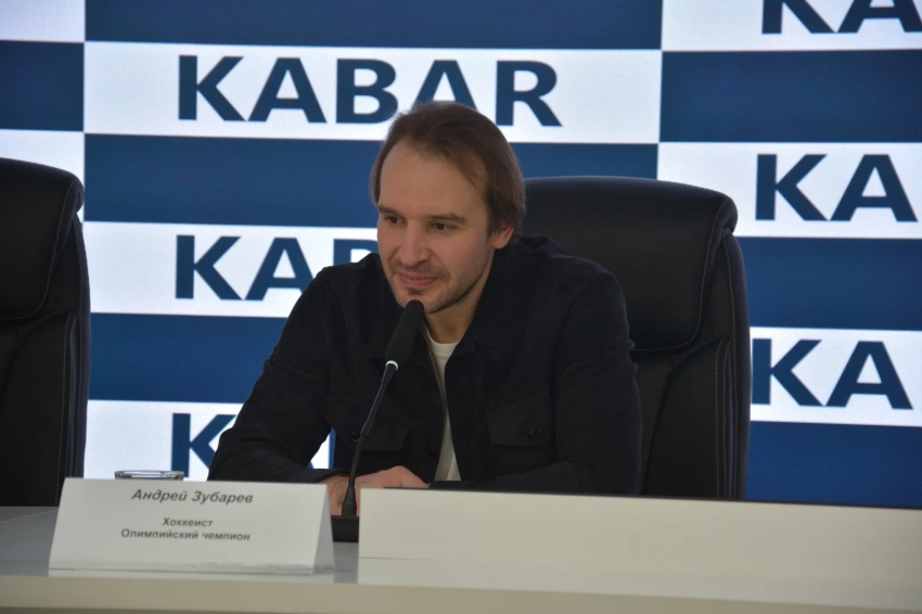 Легенда мирового хоккея Андрей Зубарев впервые приехал в Кыргызстан