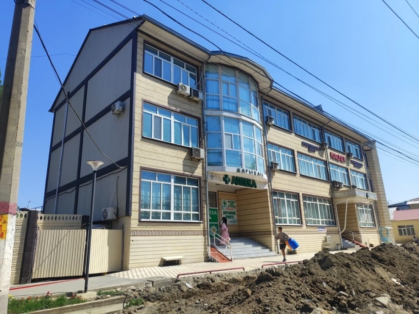 В Оше медицинские центры "Касиет" и "Авангард" возвращены государству