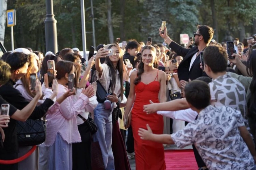 В Кыргызстане побывали звезды турецкого кино