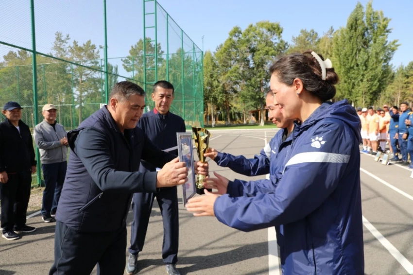 Камчыбек Ташиев наградил победителей республиканской спартакиады ГКНБ