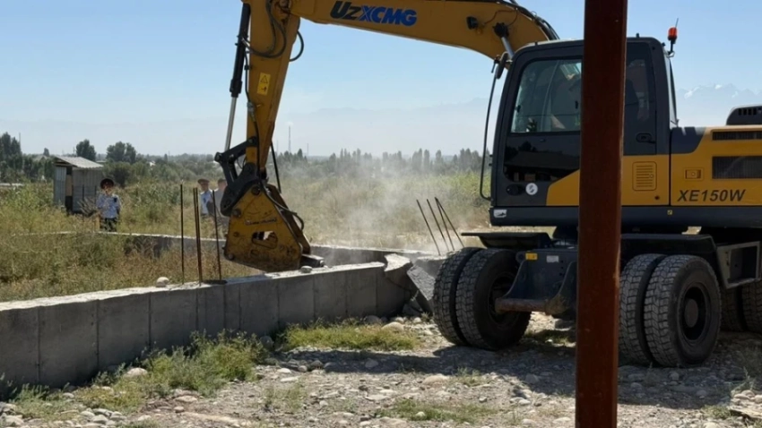 В Маевке начали снос домов