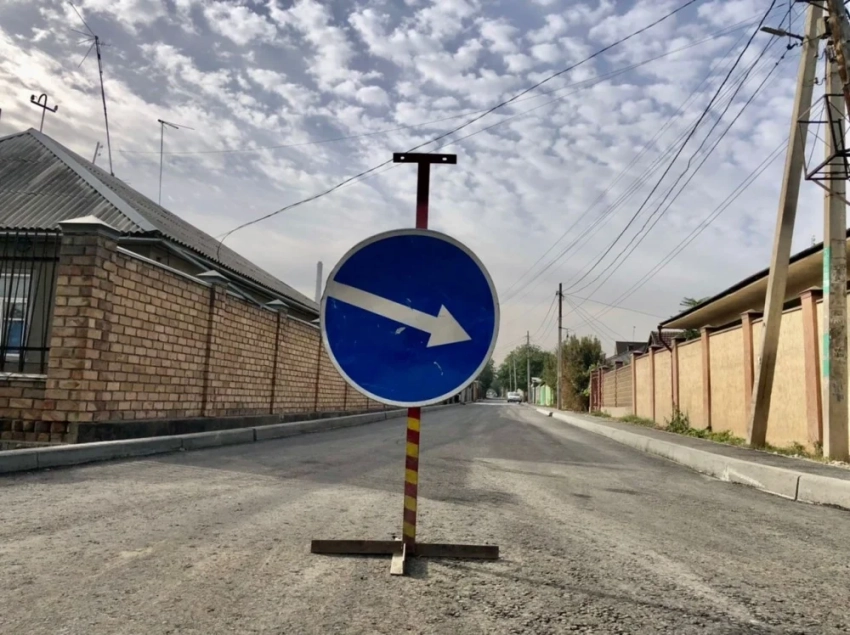 В Бишкеке начали ремонт переулка Дубосековский