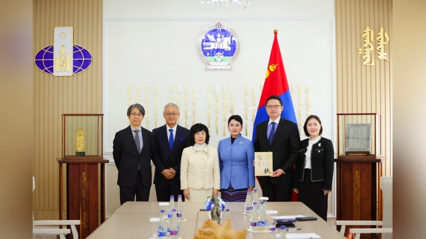 Министр Батцэцэг встретилась с Наоко Ито для развития монголо-японских культурных связей