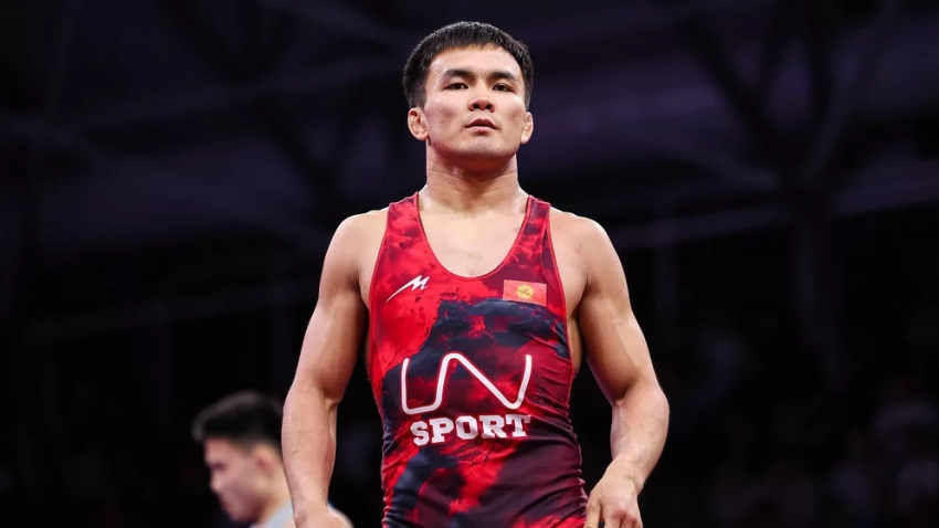 Эрназар Акматалиев поборется за бронзовую медаль на чемпионате мира в Хорватии