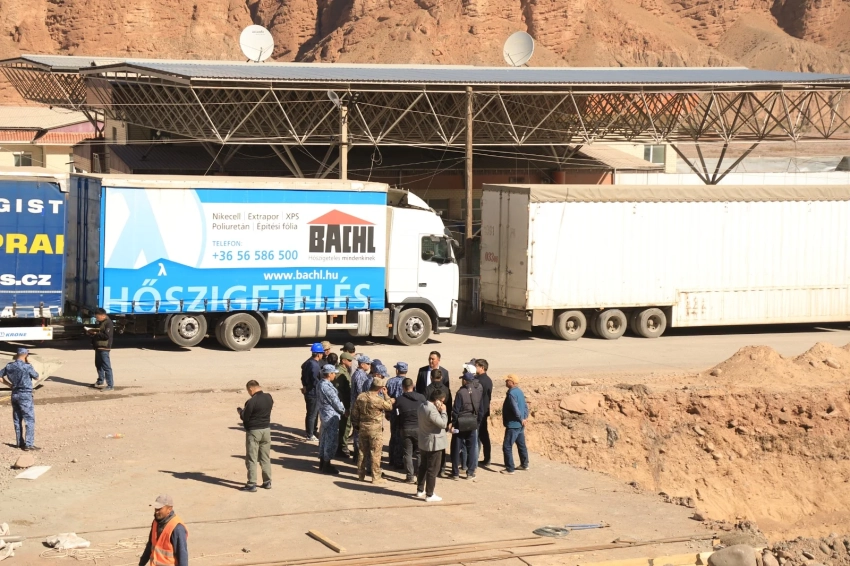 Глава ГТС проверил модернизацию пункта пропуска «Иркештам»