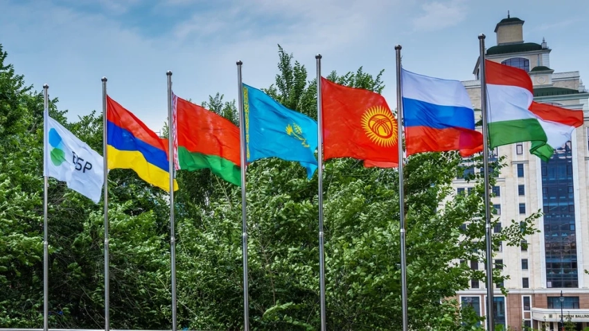 ЕАБР: На пространстве Евразийского партнерства двузначный рост инвестиций