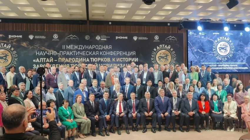 Помощник Путина рассказал о работе с Кыргызстаном над общей историей