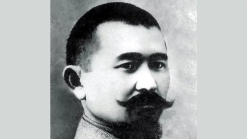 В Жогорку Кенеше состоялась презентация книги «Первый» и документального фильма, посвященные Иманалы Айдарбекову