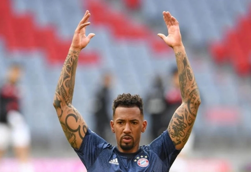 Джером Боатенг объявил о завершении профессиональной карьеры