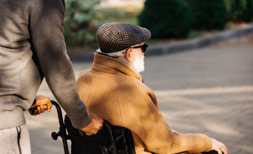 Пожилые люди подвержены повышенному риску инфекций: как защитить здоровье