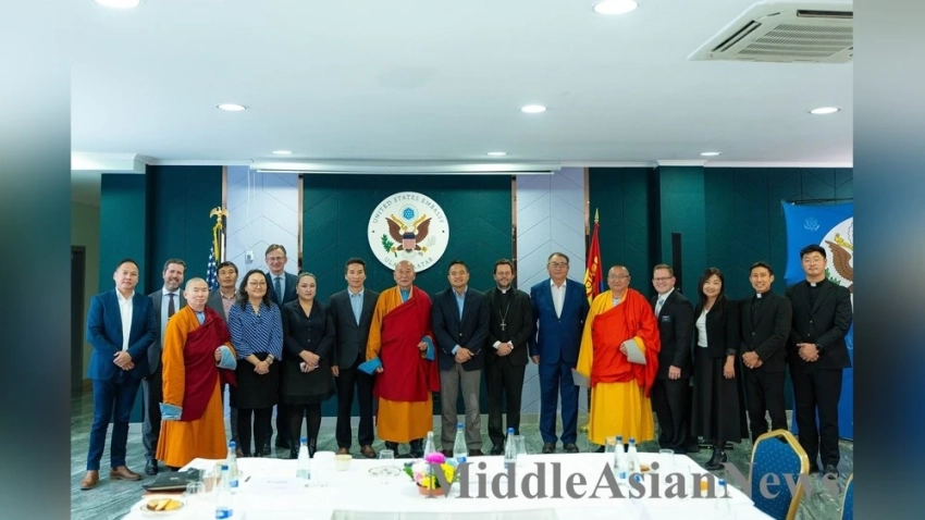 Посольство США провело ежегодный «Межконфессиональный круглый стол» в Улан-Баторе