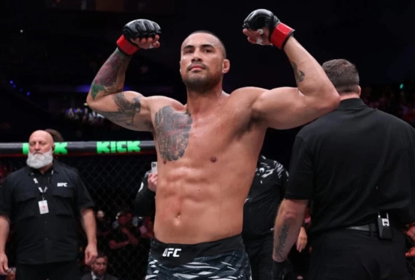 Карлос Ульберг нацелен на историческое достижение в UFC