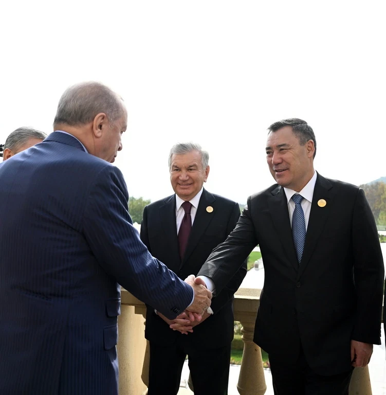 Садыр Жапаров вернулся в Бишкек после саммита ОТГ. Фото, итоги поездки