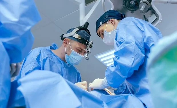 Человеку впервые пересадили почку с универсальной группой крови