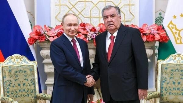 О чем договорились Путин и Рахмон в Душанбе