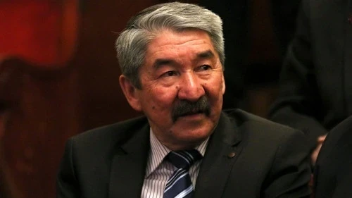 Букуев: Про участие Садыра Жапарова в следующих выборах пока неизвестно