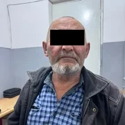 В Кара-Балте водитель грузовика насмерть сбил двух детей