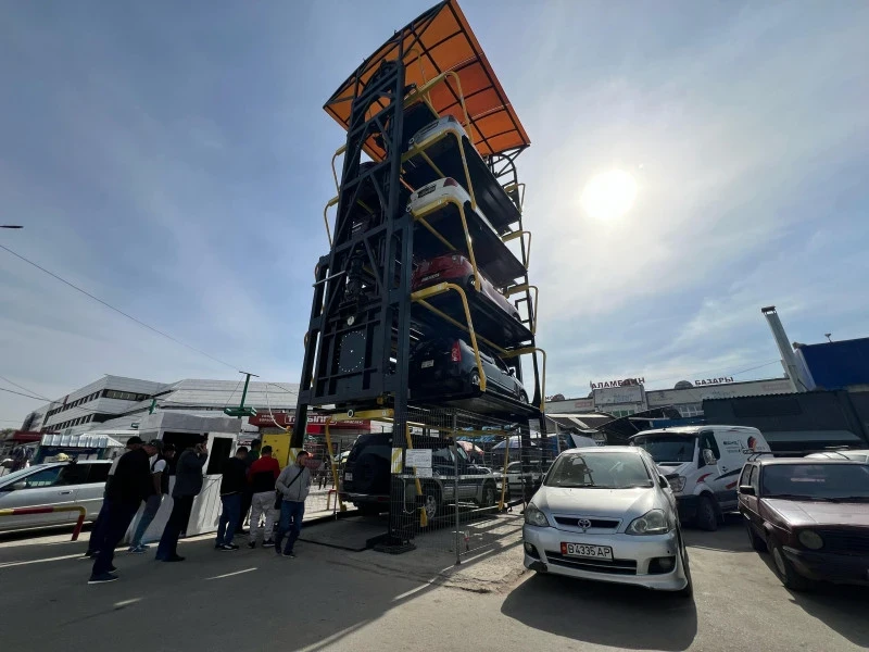 В Бишкеке заработала вторая роторная парковка