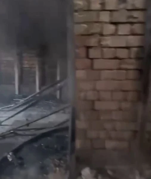 В Оше ночью при пожаре погибла семья с маленькими детьми