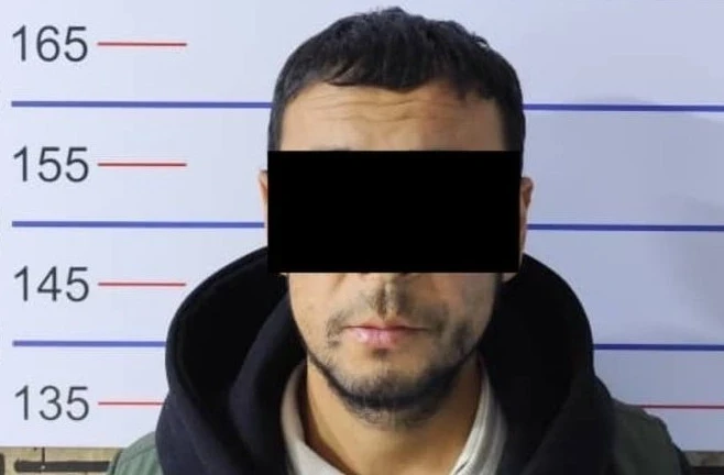 На рынке в Новопавловке бишкекчанина обманули на 8,3 млн сомов