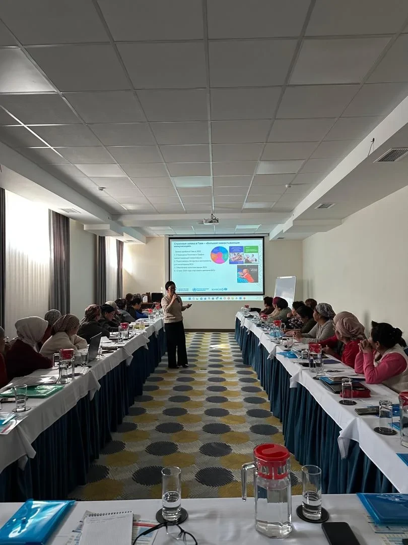 Медики Кыргызстана проходят обучение в рамках кампании наверстывающей иммунизации